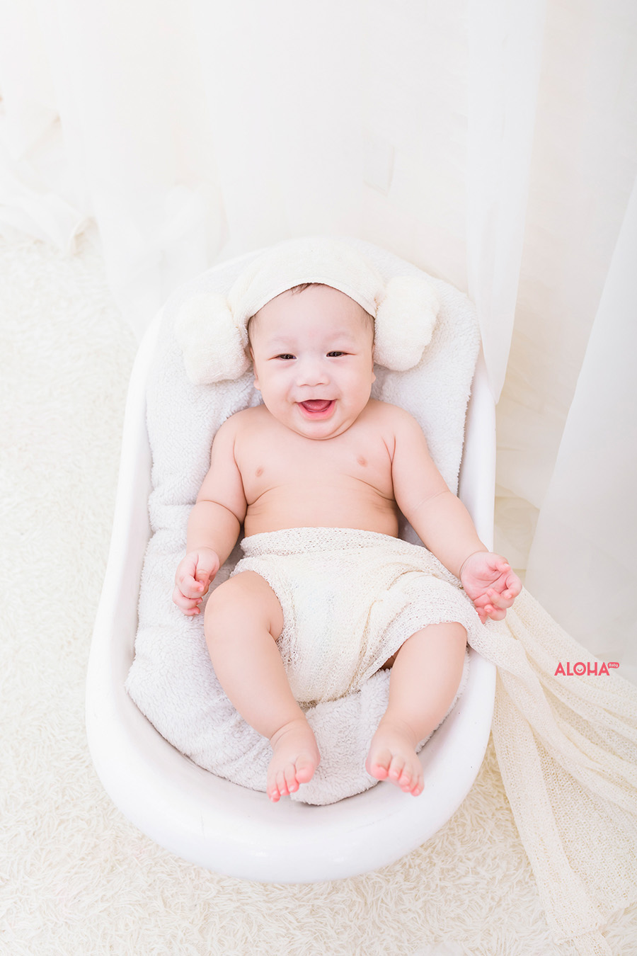 album ảnh gia đình bé tôn